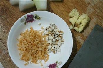 虾皮冬瓜薏米汤的做法图解2