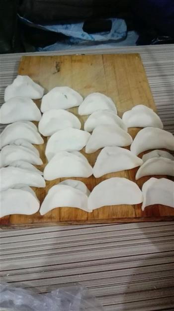 茴香饺子的做法步骤5