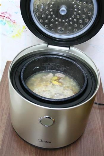 薏米鹰嘴豆排骨汤的做法步骤7