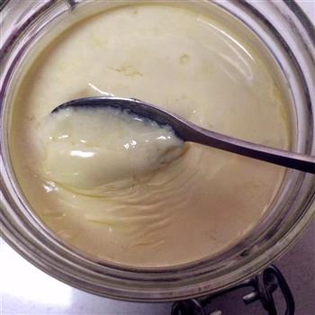电饭煲奶粉自制酸奶的做法步骤11