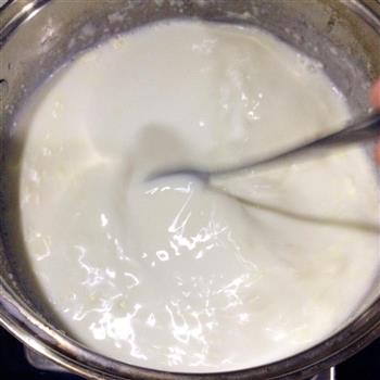 电饭煲奶粉自制酸奶的做法步骤5