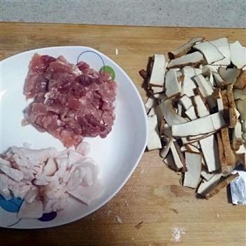 香干炒肉的做法步骤1