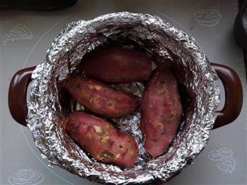 坤博砂锅烤红薯的做法图解6
