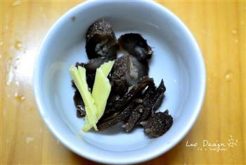 豆腐菌菇海参汤的做法图解5