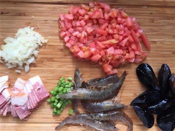 西班牙海鲜饭Paella的做法步骤2