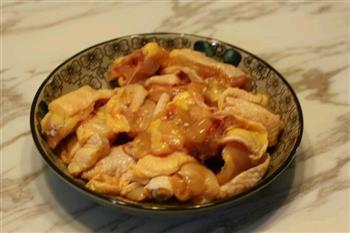 香菇栗子焖鸡饭的做法步骤2