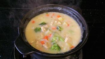 鸡肉蔬菜浓汤的做法图解7