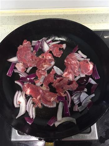 黑椒牛肉炒饭的做法步骤2