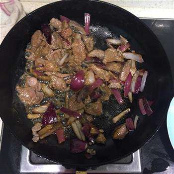 黑椒牛肉炒饭的做法步骤3