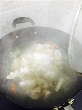冬瓜玉米排骨汤的做法图解1