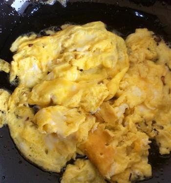 鸡蛋炒瓜片 5分钟快菜的做法步骤4