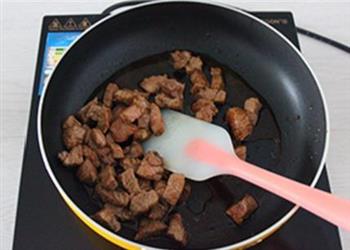 黑椒牛肉粒的做法步骤9
