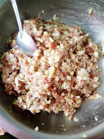 猪肉白菜水饺的做法步骤5