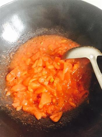 自制番茄酱素炒意面的做法步骤4