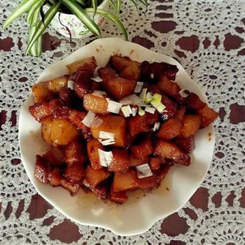 红烧肉炖土豆的做法步骤13
