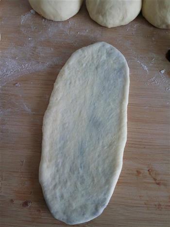 毛毛虫豆沙面包的做法步骤6