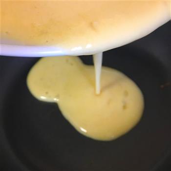 香甜奶酪全麦鸡蛋饼的做法步骤4