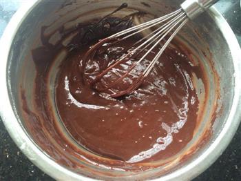 巧克力戚风蛋糕的做法步骤7