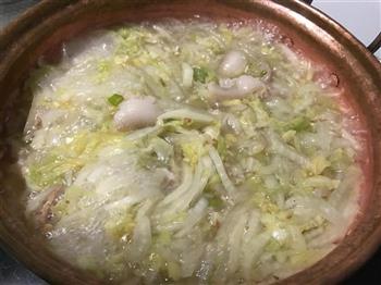 铜锅酸菜白肉的做法步骤8