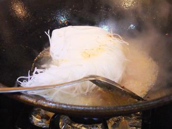 南洋風味-泰式炒河粉的做法步骤4