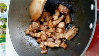 干豆角炖肉五花肉的做法步骤4