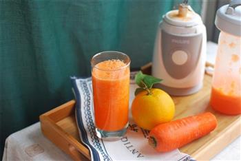 鲜橙胡萝卜汁，健康饮品的做法步骤8