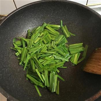 韭菜炒豆干的做法步骤1