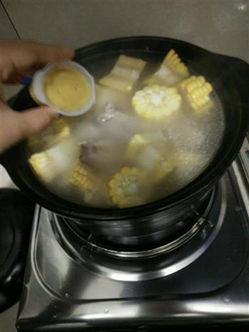 排骨山药玉米浓汤的做法步骤4