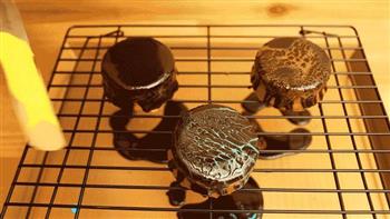 星空豹纹巧克力淋面蛋糕的做法步骤5