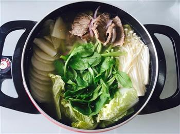 暖冬温补 家庭寿喜烧 日式牛肉火锅的做法步骤5