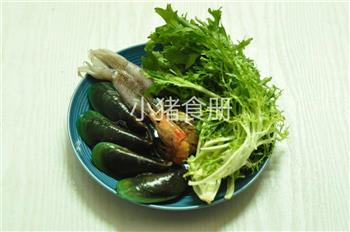 日式海鲜乌冬沙拉的做法步骤1