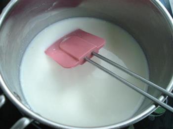 脆皮炸鲜奶的做法图解2