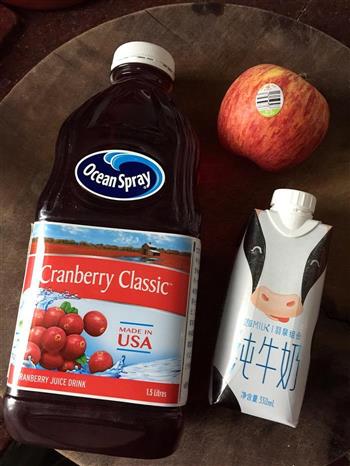 莓汁苹果奶昔的做法步骤1