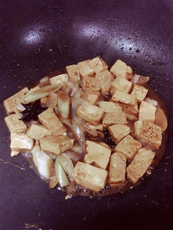 葱烧豆腐的做法步骤7