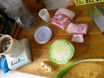 猪肉白菜馅包子的做法步骤2