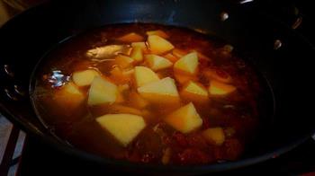 番茄牛肉炖土豆-给你一个不一样的冬天的做法步骤16