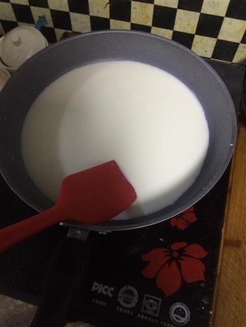 椰蓉奶冻的做法步骤3