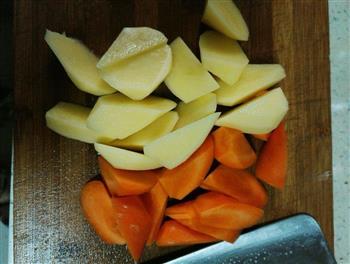 西红柿土豆炖牛肉的做法图解5