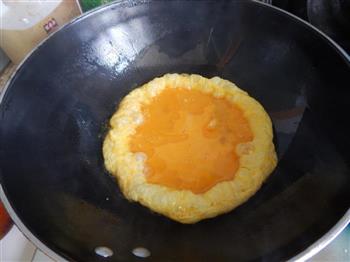 莴笋叶鸡蛋饼的做法步骤9