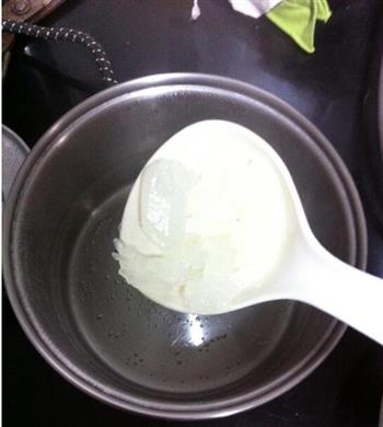 木瓜红枣炖鲜奶的做法图解2