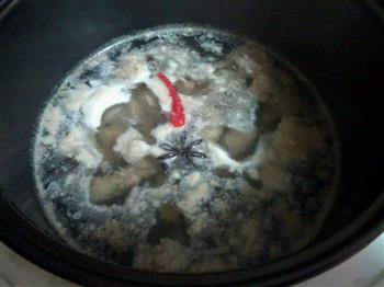 冬笋红烧肉-焦糖笋肉的做法步骤3
