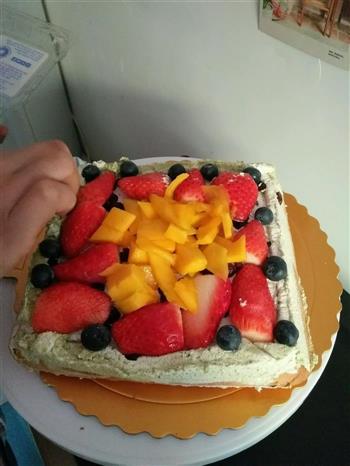 九寸淡奶油水果裸蛋糕的做法步骤2