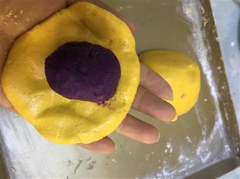 南瓜紫薯饼的做法步骤3