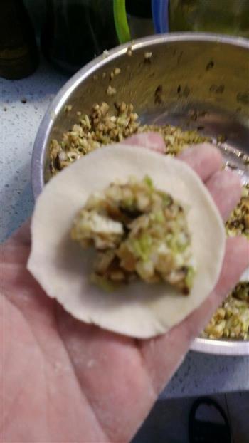香菇白菜水饺的做法步骤3