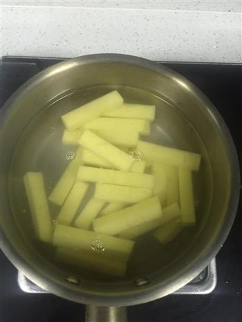 糖醋里脊土豆卷的做法步骤2