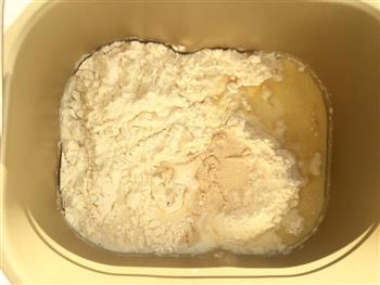 牛奶紫薯花卷的做法步骤2