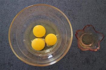 波点蛋包饭的做法图解2