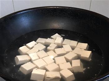 焦溜豆腐的做法步骤2
