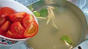 创意泰国菜-番茄冬阴功汤的做法步骤8