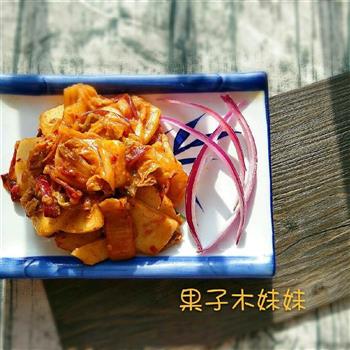 韩式辣白菜炒年糕的做法步骤10